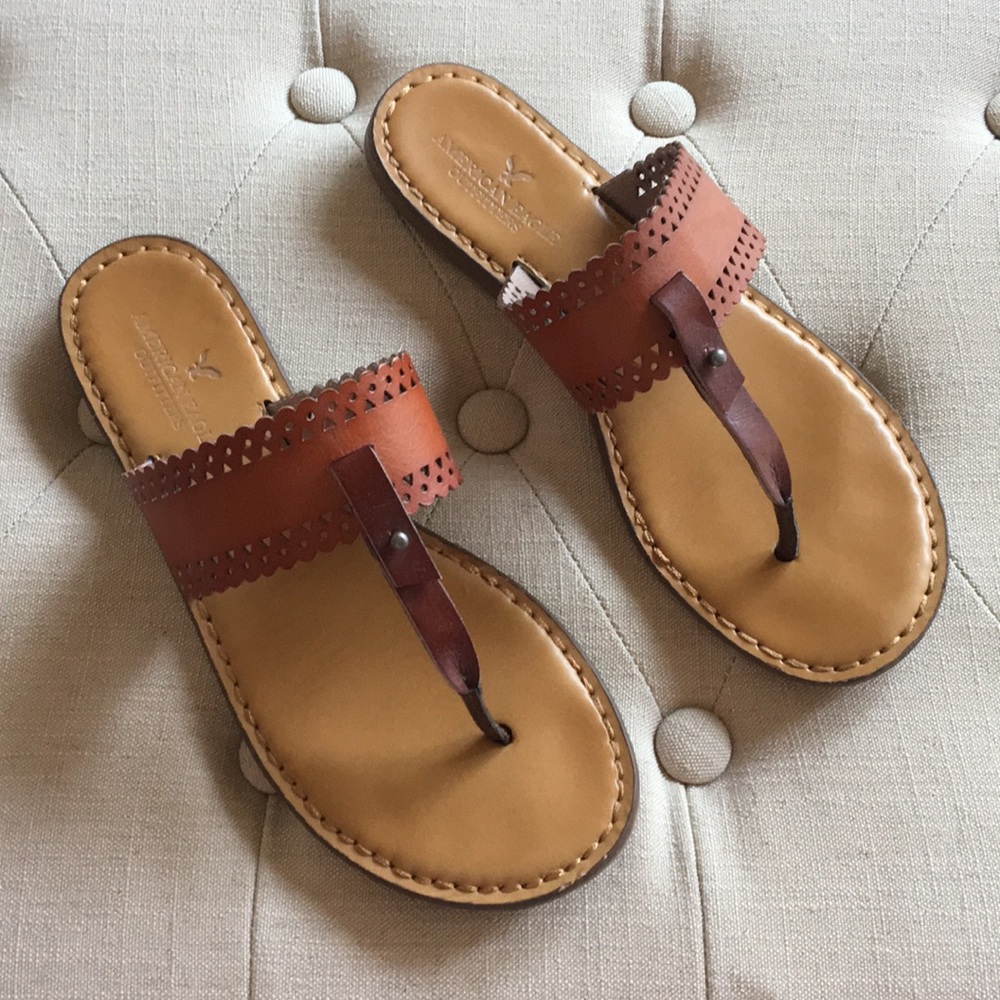American Eagle Sandals